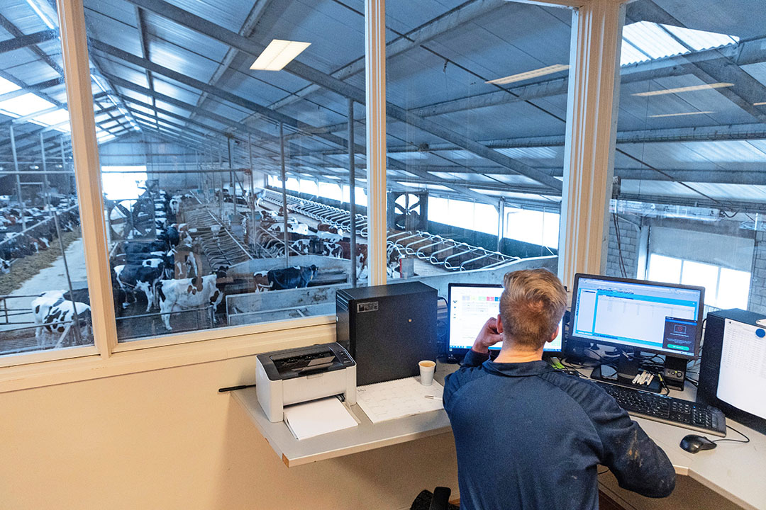 Maatschap De Greef in Woudenberg gebruikt het Uniform Agri managementsysteem om de koeien te monitoren