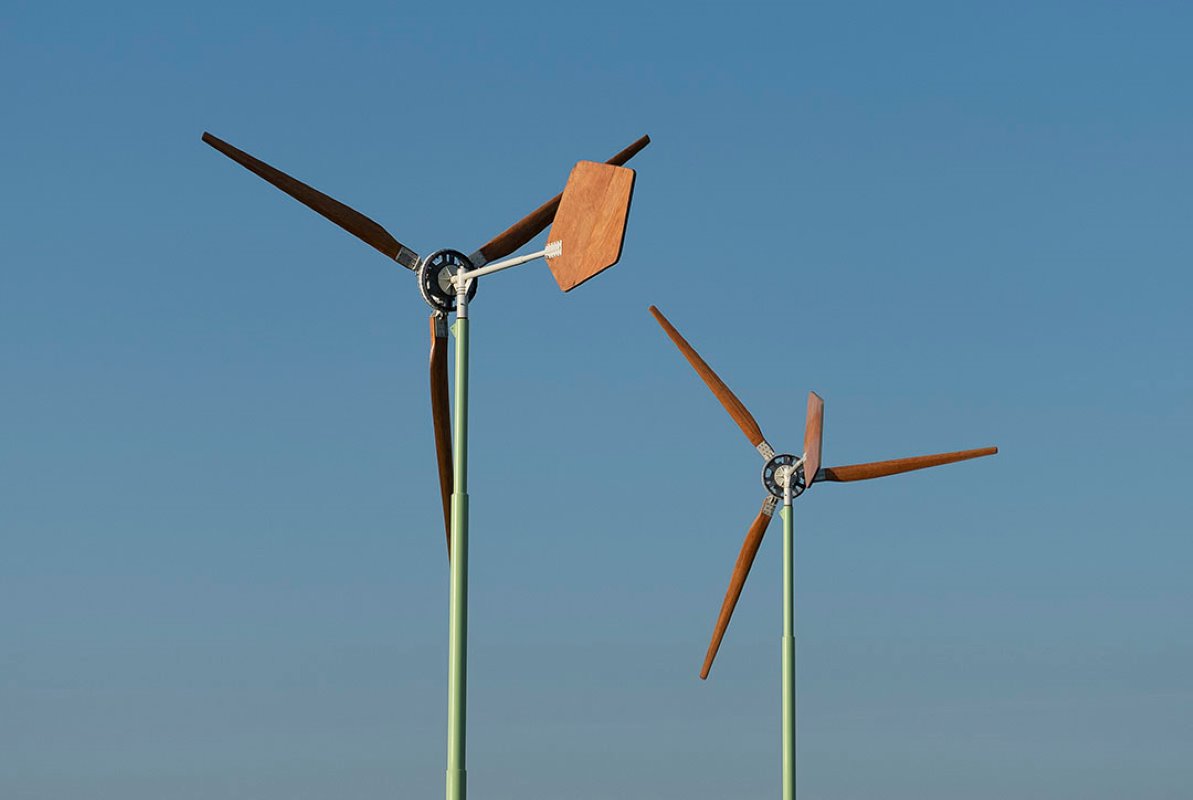 Bedrijven met het Beter Leven Keurmerk maken gebruik van 100% groene stroom. Giesen doet dat onder andere met twee windmolens op het eigen erf om duurzame energie op te wekken.